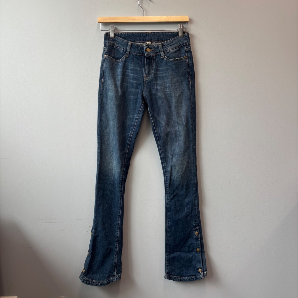 Acquaverde Runaway Low Rise Bootcut Jeans with Button Ankle Detail Size 26